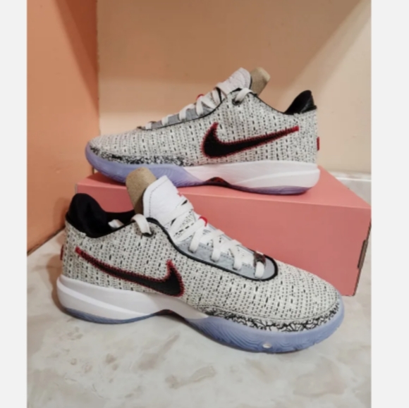 Nike Lebron XX 20 The Debut Basketball Shoes Mens Size 18 DJ5423-100 White Red
